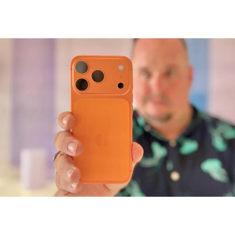 گوشی موبایل اپل مدل iPhone 17 Pro CHتک سیم کارت + eSim ظرفیت 512 گیگابایت و رم 12 گیگابایت - نات اکتیو