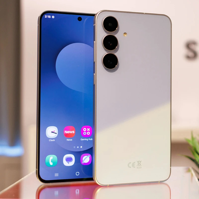 گوشی موبایل سامسونگ مدل Galaxy S25 FE دو سیم کارت ظرفیت 256 گیگابایت و رم 8 گیگابایت - ویتنام