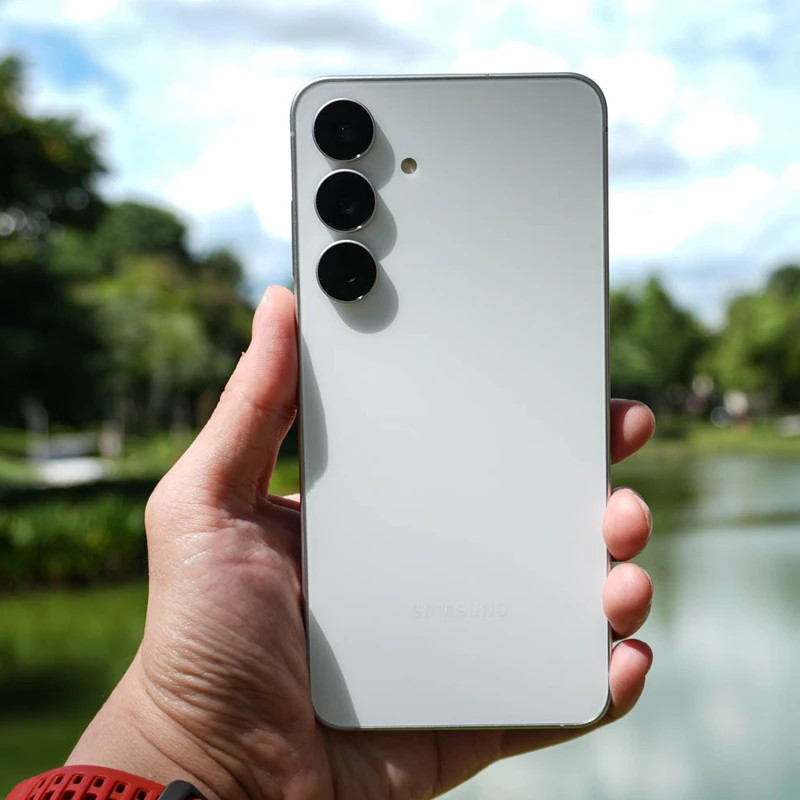 گوشی موبایل سامسونگ مدل Galaxy S25 FE دو سیم کارت ظرفیت 512 گیگابایت و رم 8 گیگابایت - ویتنام