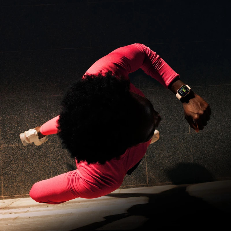 ساعت هوشمند 40 میلی متری اپل مدل Series 11 Aluminum Case با بند سیلیکونی