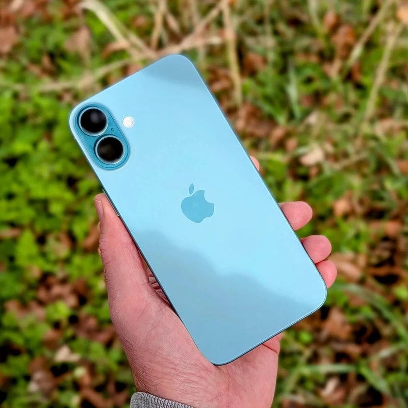 گوشی موبایل اپل مدل iPhone 16  ظرفیت 128گیگابایت رم 8 گیگابایت بدون رجیستری پارت نامبر ZAA