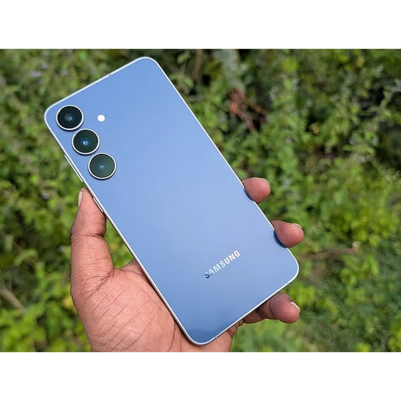 گوشی موبایل سامسونگ مدل Galaxy S25 FE دو سیم کارت ظرفیت 512 گیگابایت و رم 8 گیگابایت - ویتنام