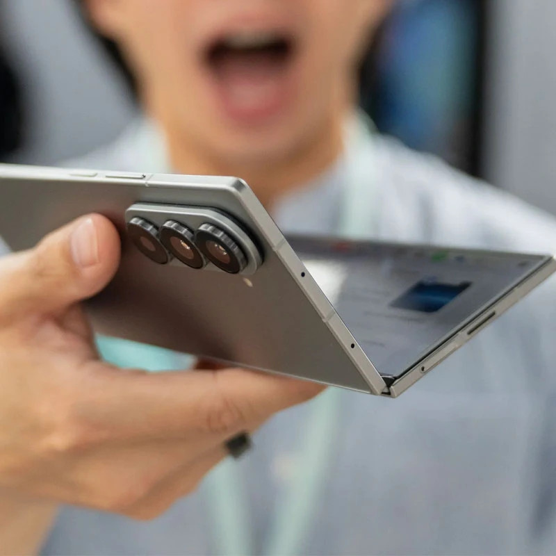 گوشی موبایل سامسونگ مدل Galaxy Z Fold 7 دو سیم‌کارت ظرفیت 256 گیگابایت و رم 12 گیگابایت