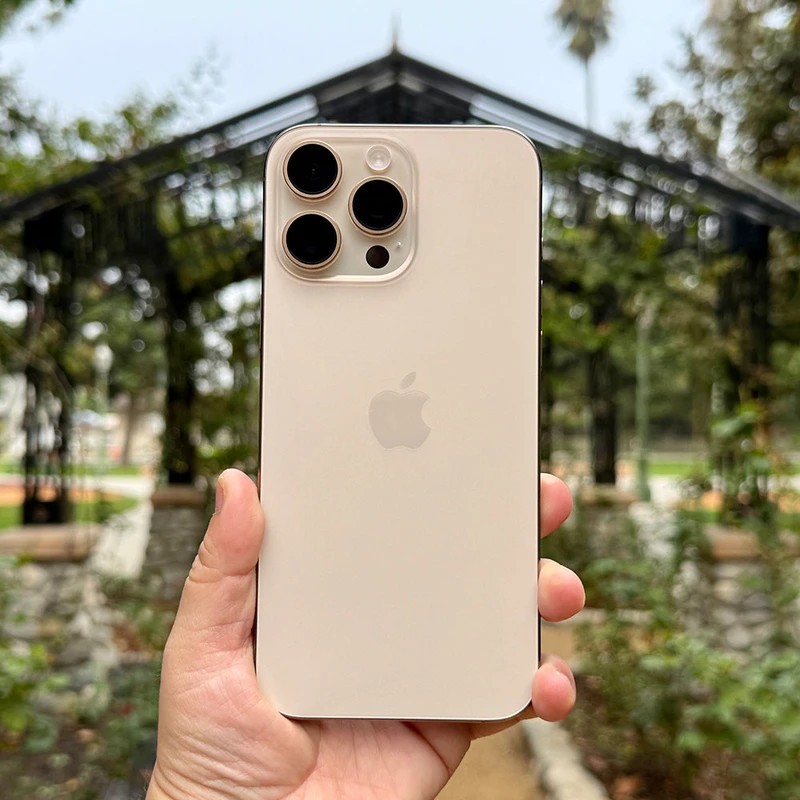 گوشی اپل iPhone 16 Pro max | حافظه 256 گیگابایت بدون رجیستری پارت نامبر ZAA